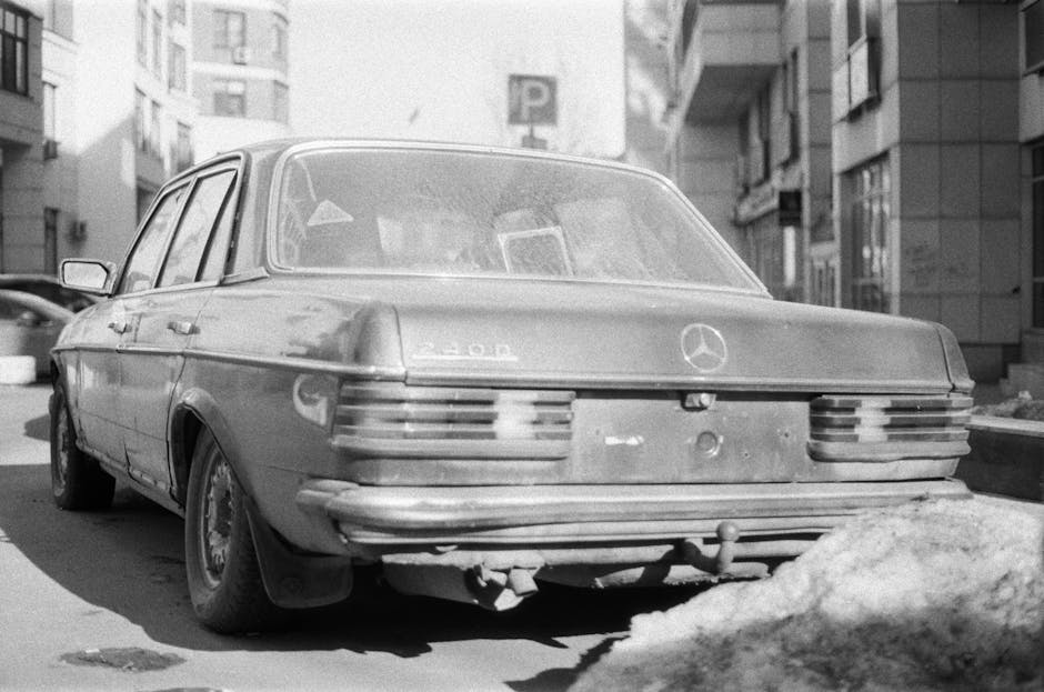 1998 Mercedes Benz C230 windshield replacement in Chatsworth, CA