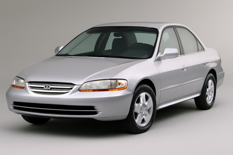 2000 Honda Accord windshield replacement in Chatsworth, CA
