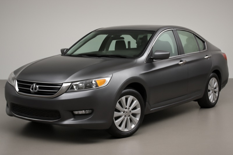 2013 Honda Accord windshield replacement in Chatsworth, CA