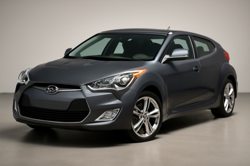 2016 Hyundai Veloster windshield replacement in Chatsworth, CA