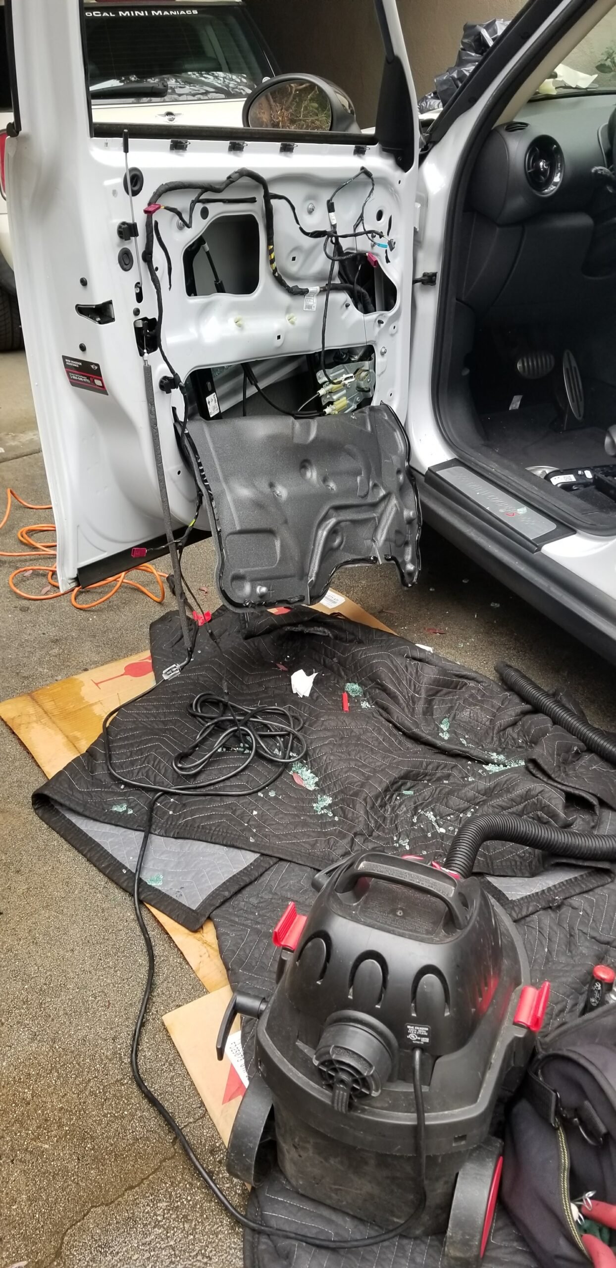 Side window replacement service Chatsworth